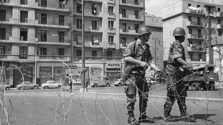 La France Va Octroyer Une Carte Du Combattant Aux Militaires En Algerie Apres 1962 Capital Fr