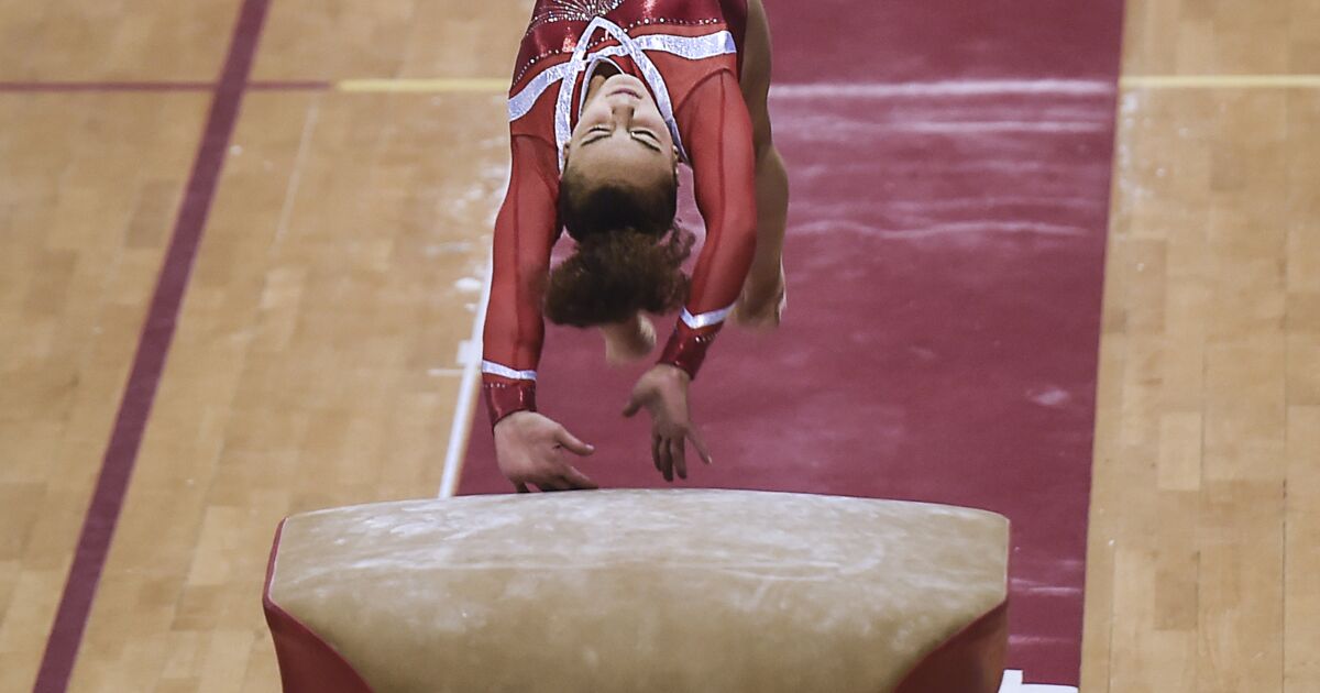 Entraînement d'une gymnaste russe