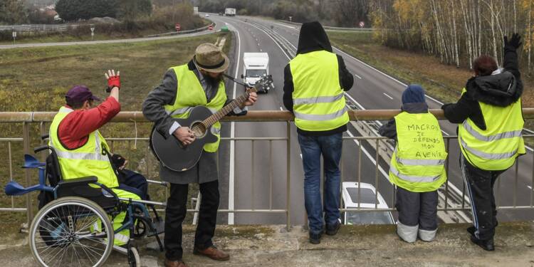 Gilets Jaunes La Mobilisation Sessouffle Avant Lacte 2