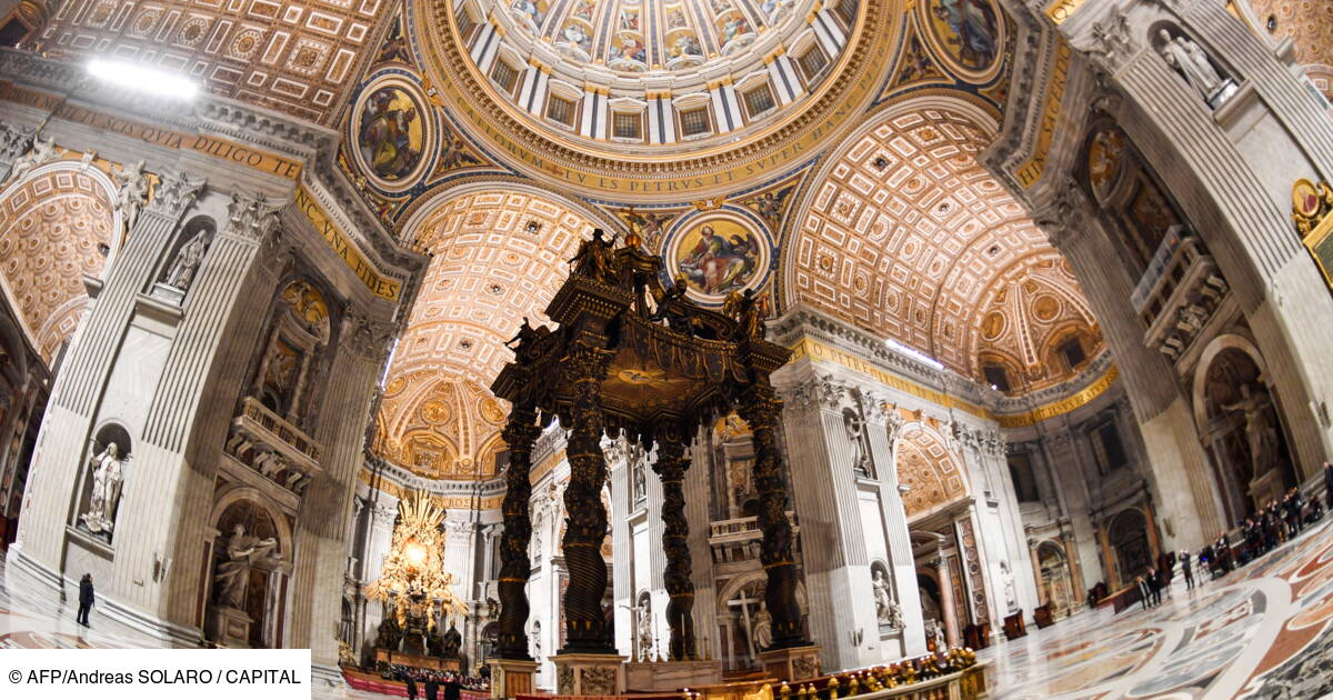 La Basilique SaintPierre de Rome se dévoile avec un puissant éclairage Capital.fr La Basilique SaintPierre de Rome se dévoile avec un puissant éclairage Capital.fr