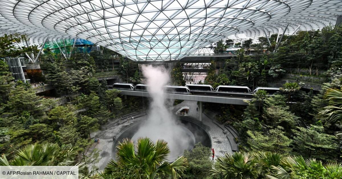 Le Cout Exorbitant Des Attractions De L Aeroport De Singapour Capital Fr