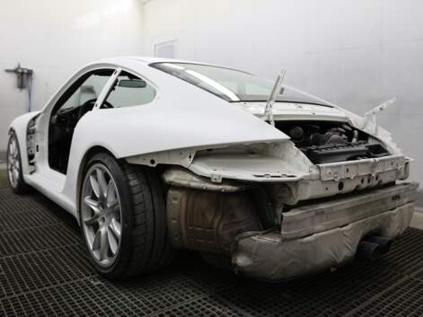 Les coulisses de la fabrication de la Porsche 911 by Orlinski