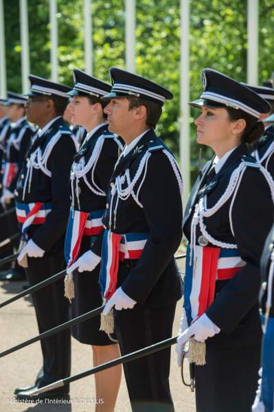 Salaire, Formation… Découvrez Les Métiers Qui Embauchent à La Police ...