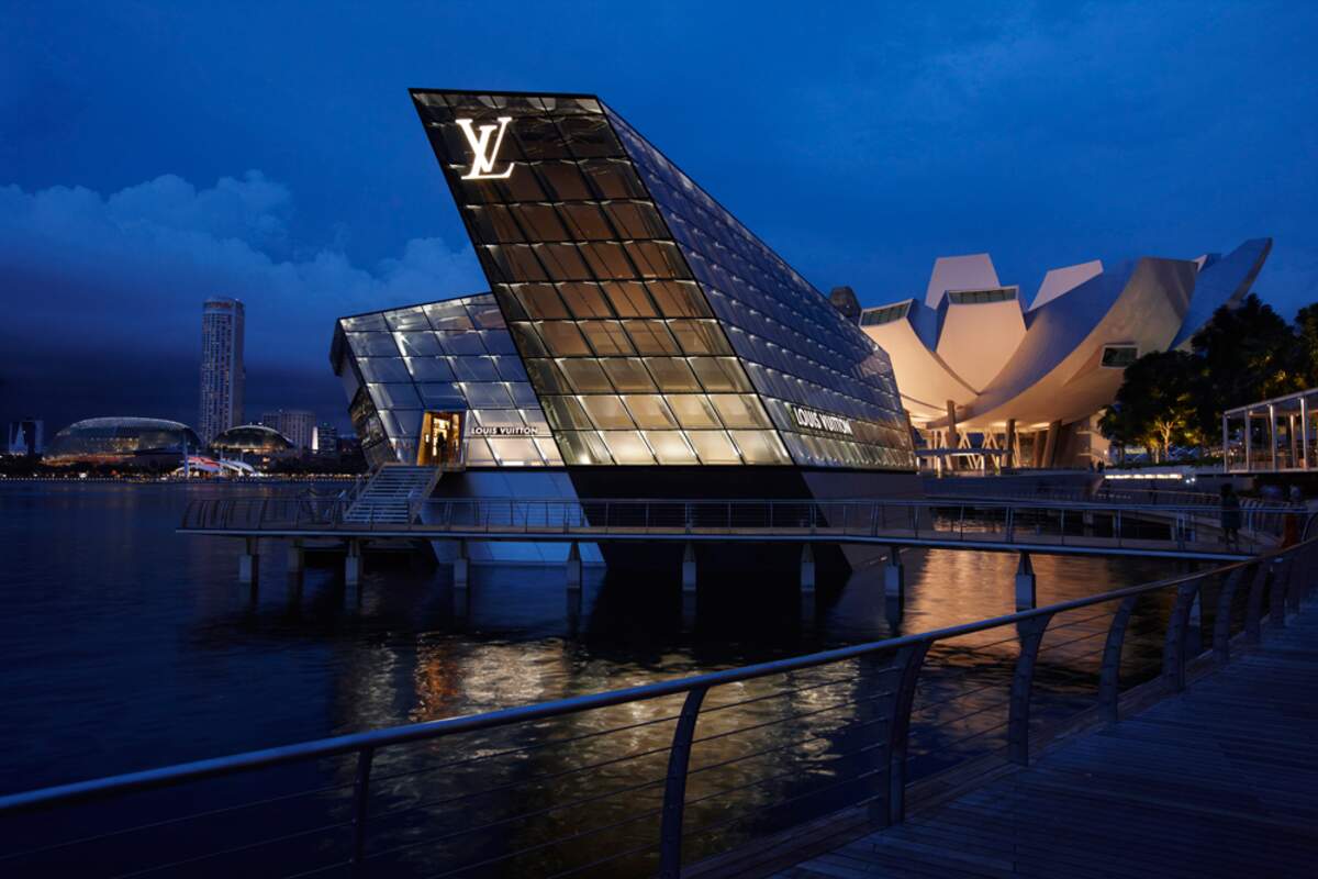 La boutique Louis Vuitton fait peau neuve par l'architecte Peter