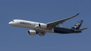 Airbus prévoit 700 commandes d'avions en 2016