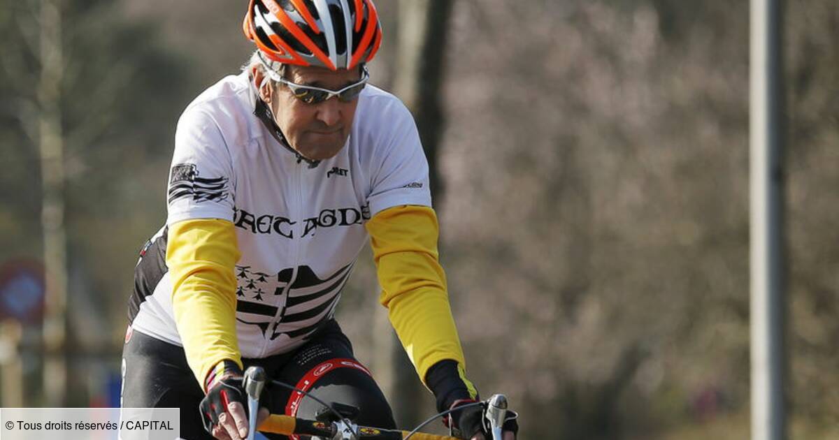 John Kerry Chute De Velo Et Se Fracture Le Femur Capital Fr