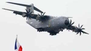 Airbus maintient le cap pour son avion de transport militaire
