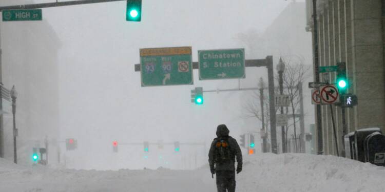 Tempête De Neige à Boston New York Finalement épargnée - 