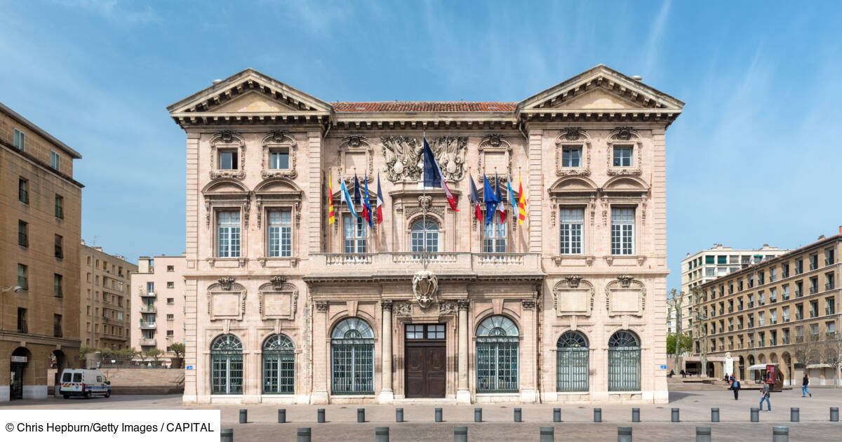 Des Pointeuses A La Mairie De Marseille Pour Lutter Contre L Absenteisme Des Fonctionnaires Capital Fr