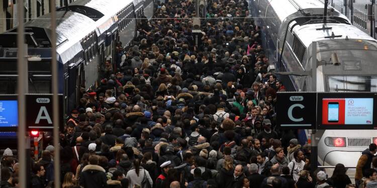 Grève SNCF : quels sont les droits des salariés qui ne peuvent pas se rendre au boulot ?