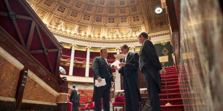 Prime de nuit, salaires mirobolants… Les avantages décriés des fonctionnaires de l’Assemblée