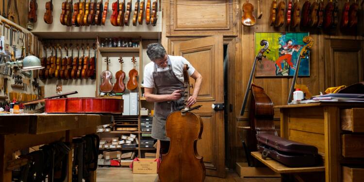 Mirecourt : découvrez le quotidien des meilleurs luthiers de France
