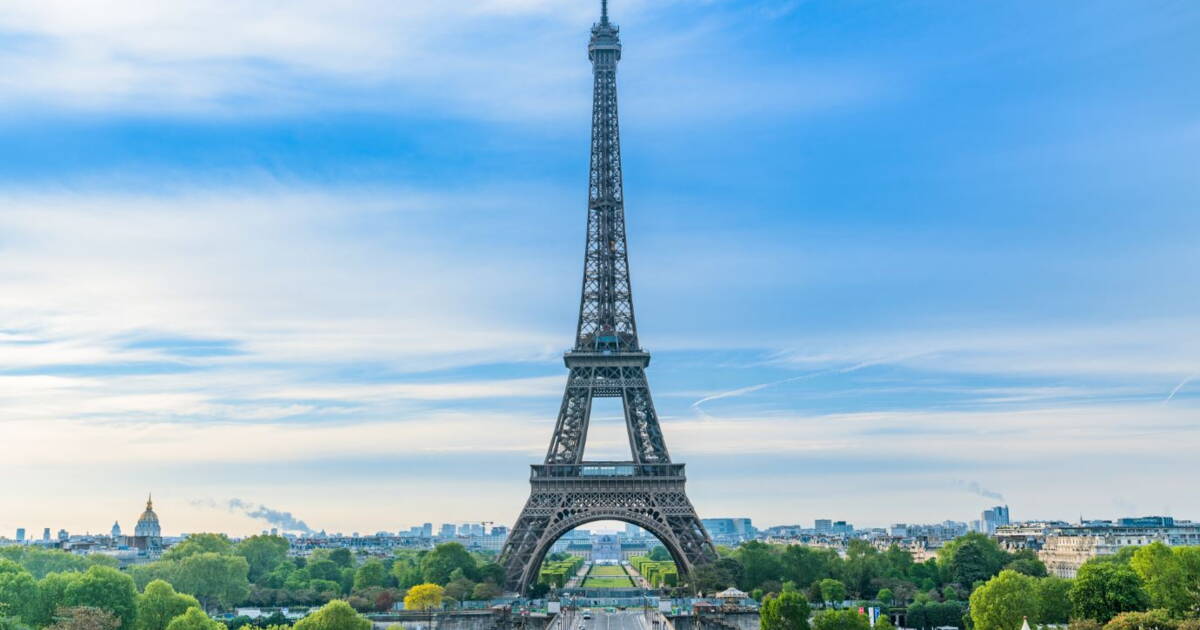A Quoi Sert Le Phare De La Tour Eiffel