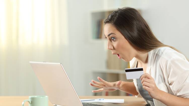 Les frais bancaires baissent (enfin) en 2019 : en voici le détail !