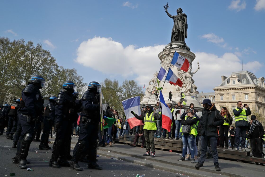 Gilets Jaunes Mobilisation En Légère Hausse Avant Les