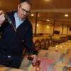 Vin : visite guidée de la plus vieille fabrique de tonneaux de France