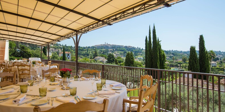 Provence  les terrasses qui attirent les VIP  Capital.fr