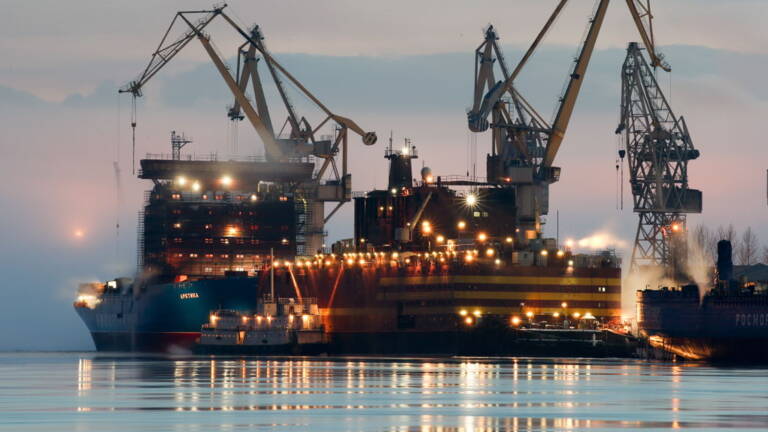 La Nouvelle Centrale Nucleaire Flottante Russe Fait Craindre Un