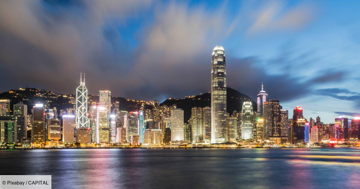 The Hong Kong Stock Exchange is looking to buy the London Stock Exchange in huge quantities