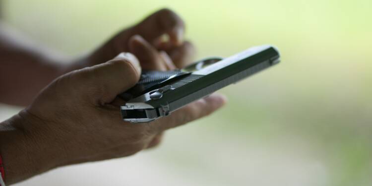Les Américains achètent des armes à tour de bras, craintes d’émeutes