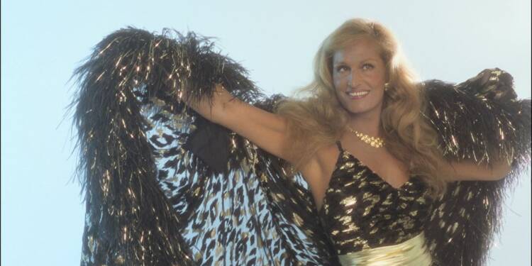 robe dalida soeur