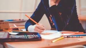 Avant la rentrée, l’école ferme déjà ses portes