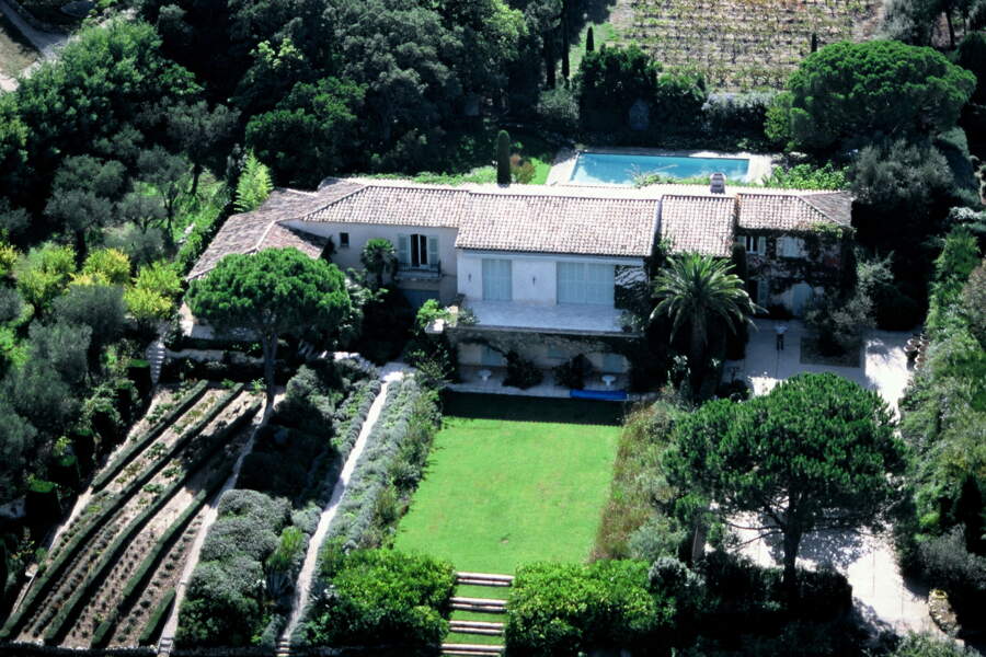 Bolloré, Sarkozy, Arthur les superbes villas anticonfinement des VIP