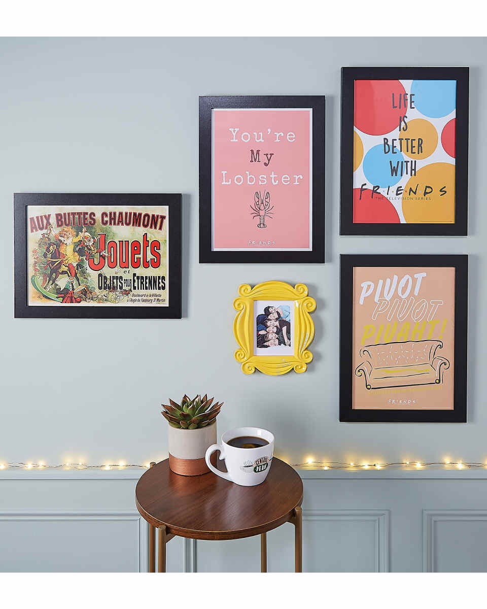 Relive your favourite show with Aldi’s ‘Friends’ themed home collection