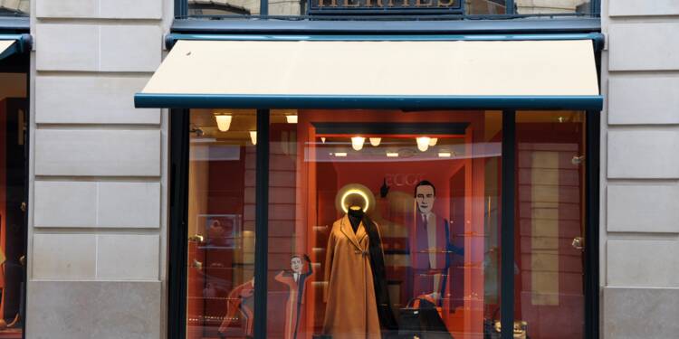 Hermès crée une nouvelle maroquinerie face à la demande pour ses célèbres sacs Birkin et Kelly