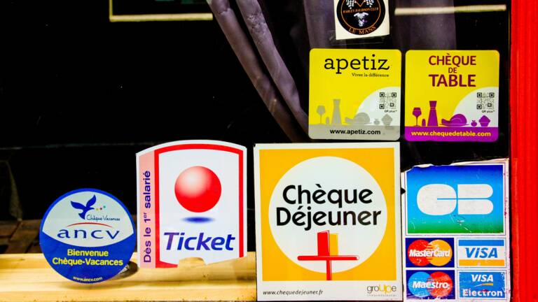 la validite des tickets restaurant 2020 prolongee de 6 mois capital fr
