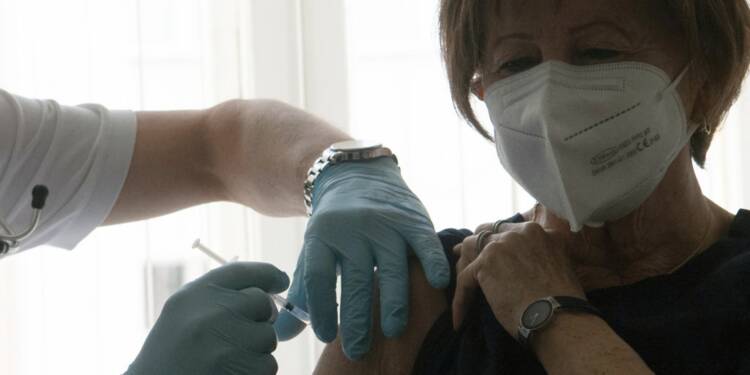 la rémunération des médecins vaccinateurs passe mal dans les Bouches-du-Rhône