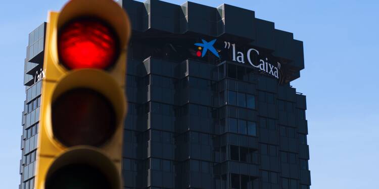 España: ¡El gigante bancario CaixaBank quiere eliminar 1 de cada 5 puestos de trabajo!