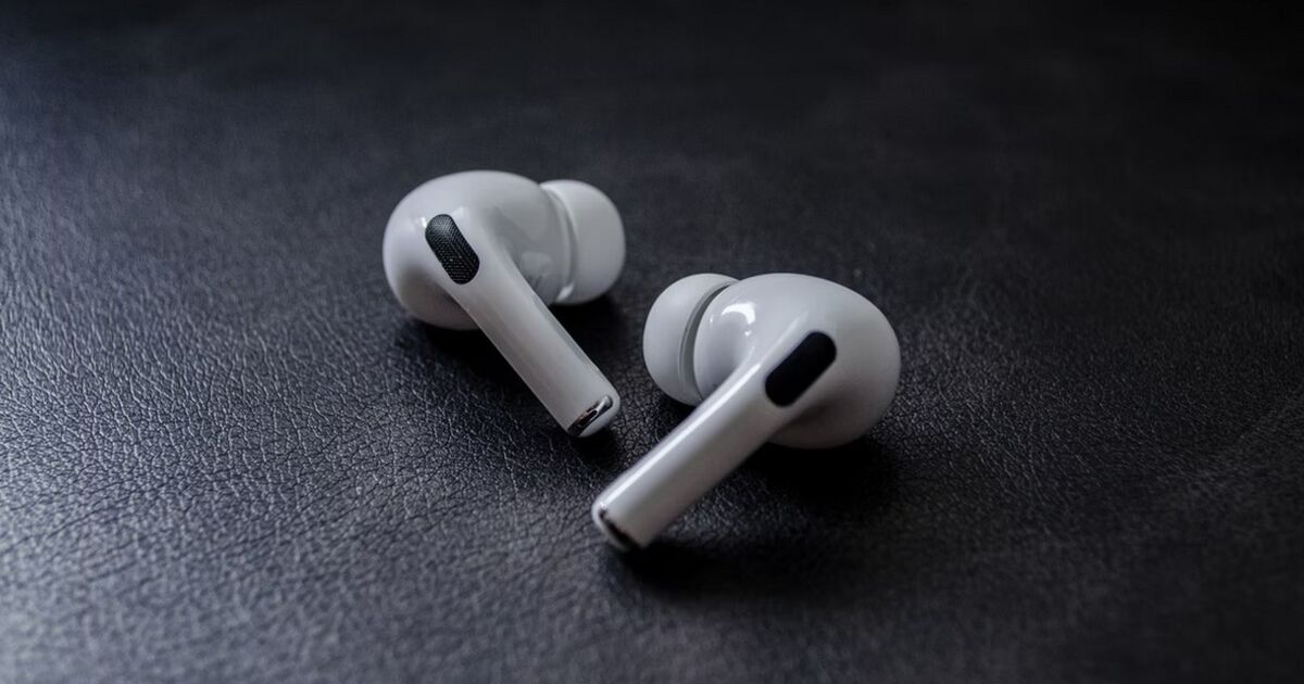 AirPods Pro 1ère génération : le prix des écouteurs signés Apple est en  chute libre (23% de remise) - La Voix du Nord