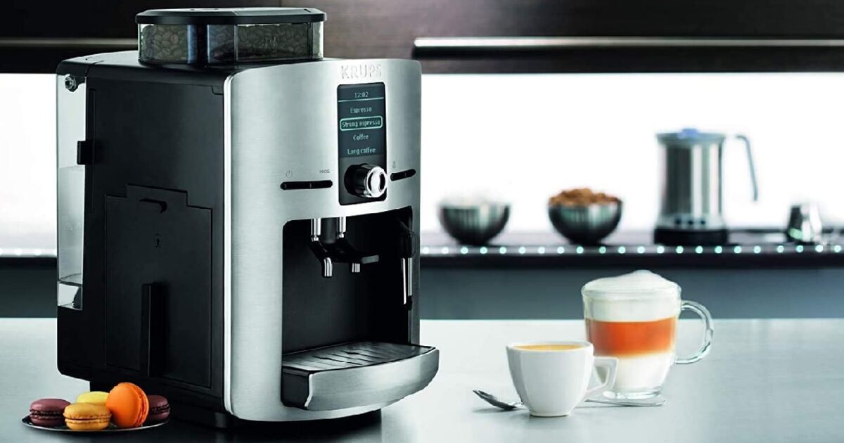 Essential, Machine à café à grain, 3 boissons, Ecran LCD, Machines à café  à grains