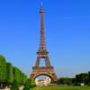 Vente à la sauvette : vaste opération de police au pied de la Tour Eiffel