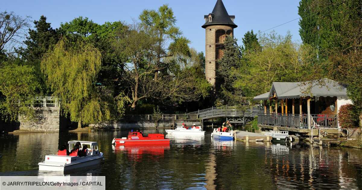 LR 0. Petit train du Jardin d'Acclimatation comprenant…