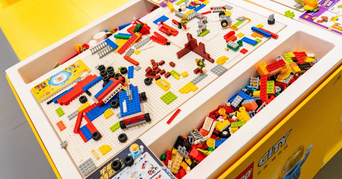 Cet ingénieux sac de jeux a été conçu pour ne plus marcher sur les LEGO