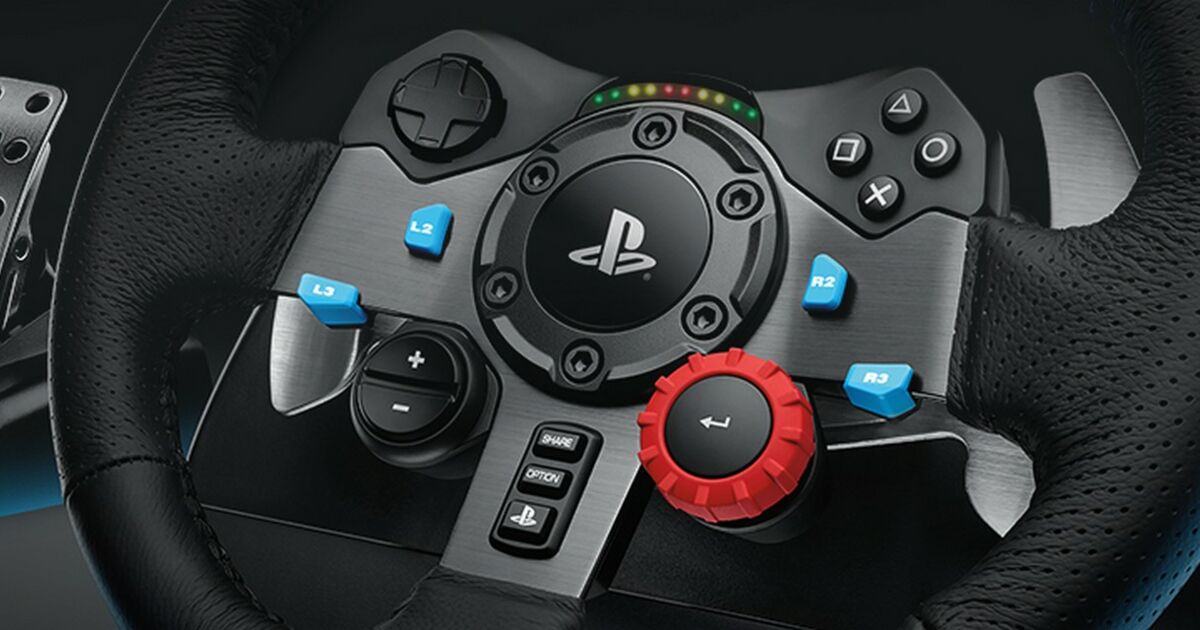 PS4, PS5 : le volant de course Logitech avec pédales et levier de