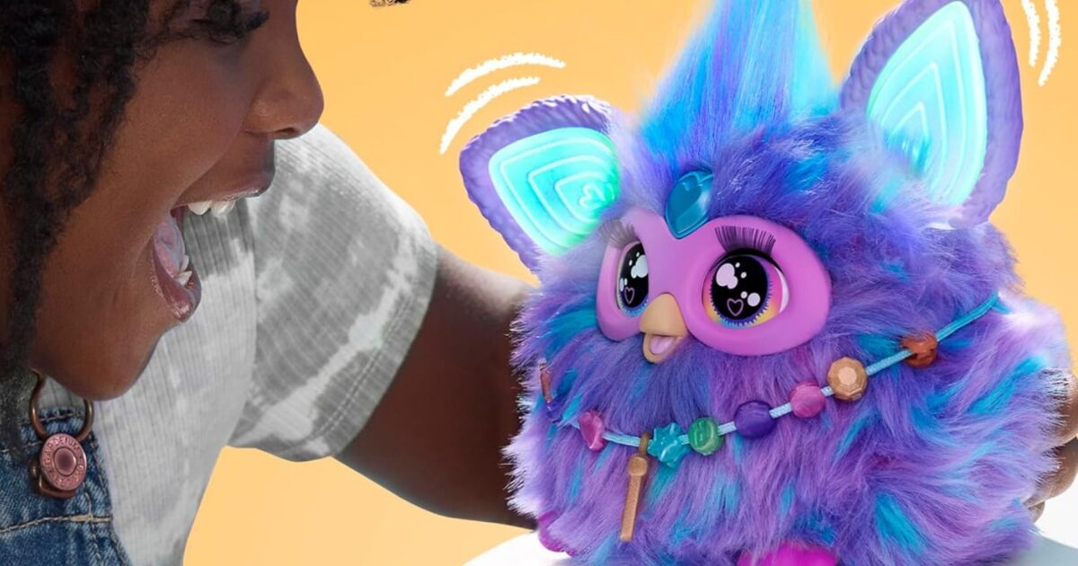 Furby peluche interactive 2023 dans sa boîte jamais déballée