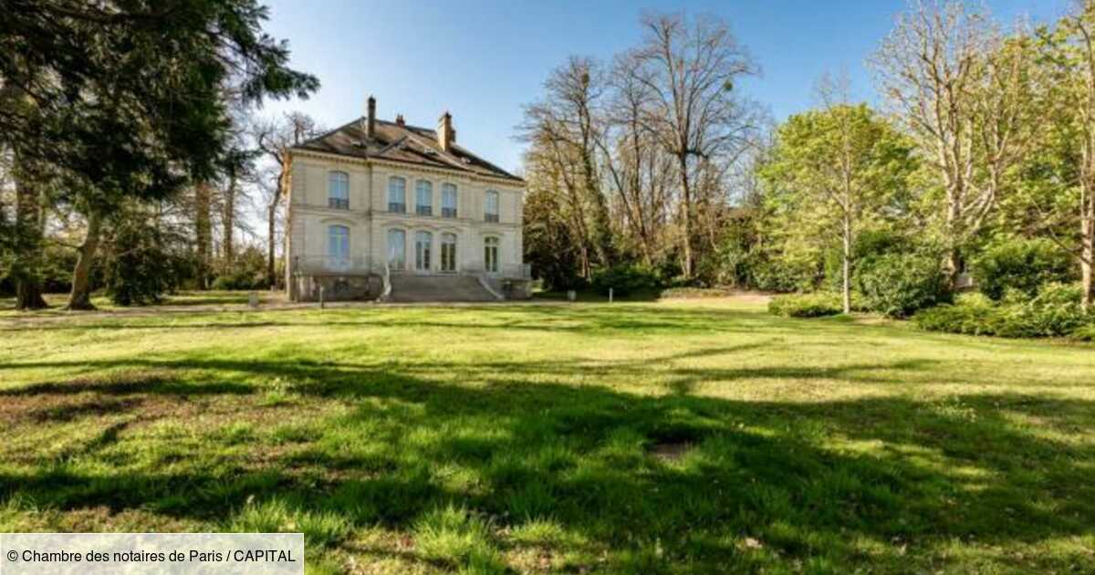 A real estate jewel signed Karl Lagerfeld to seize near Paris