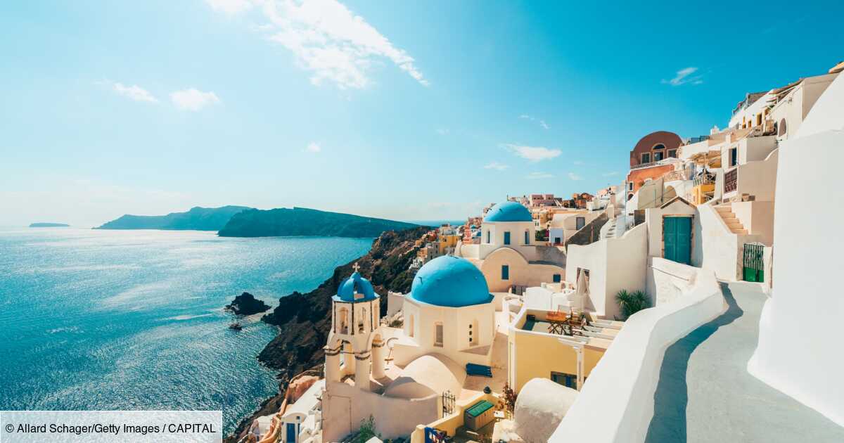 Aller à Santorin pourrait vous coûter beaucoup moins cher cet été