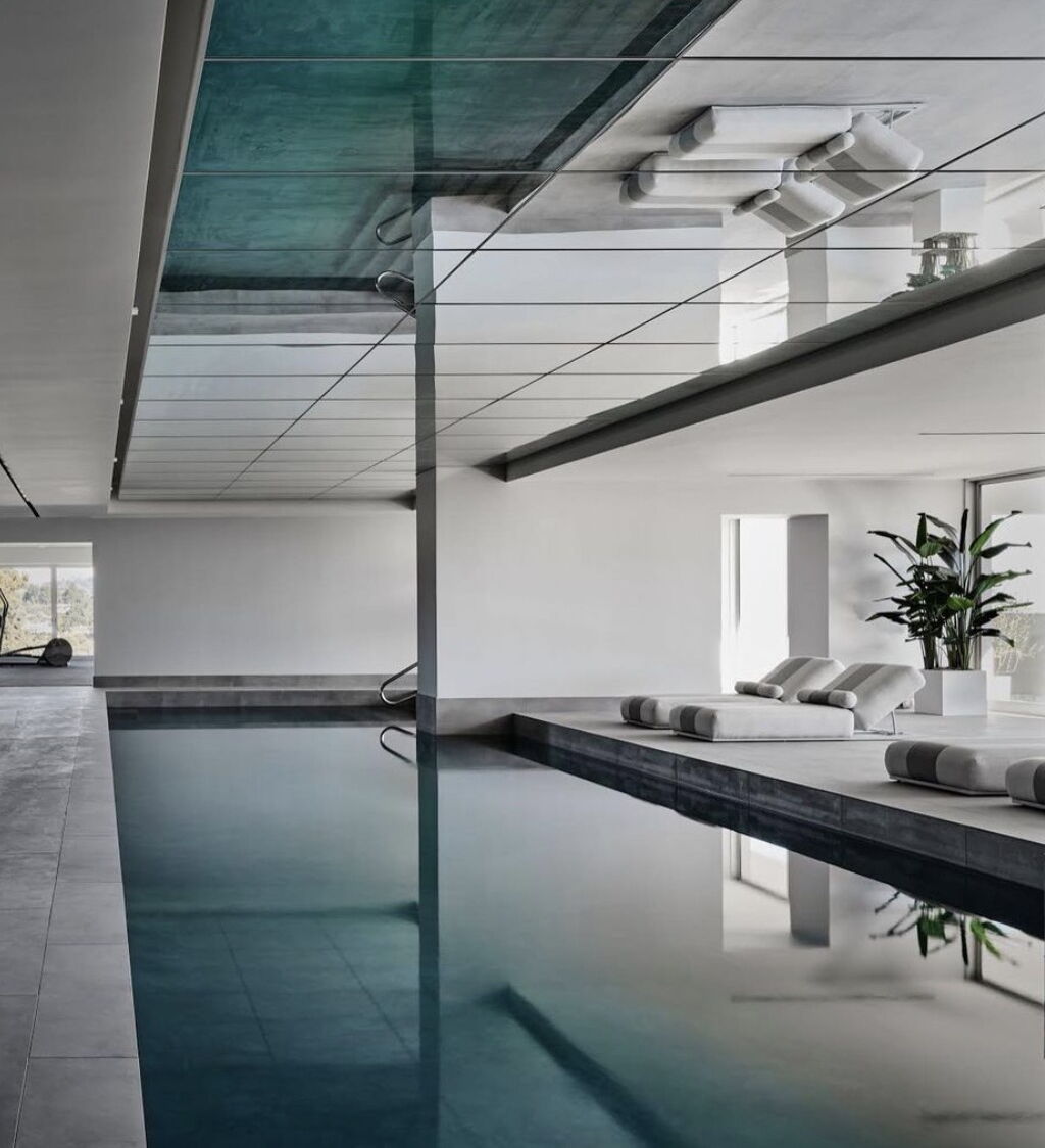 A look inside the world's biggest home now on sale for £250 million