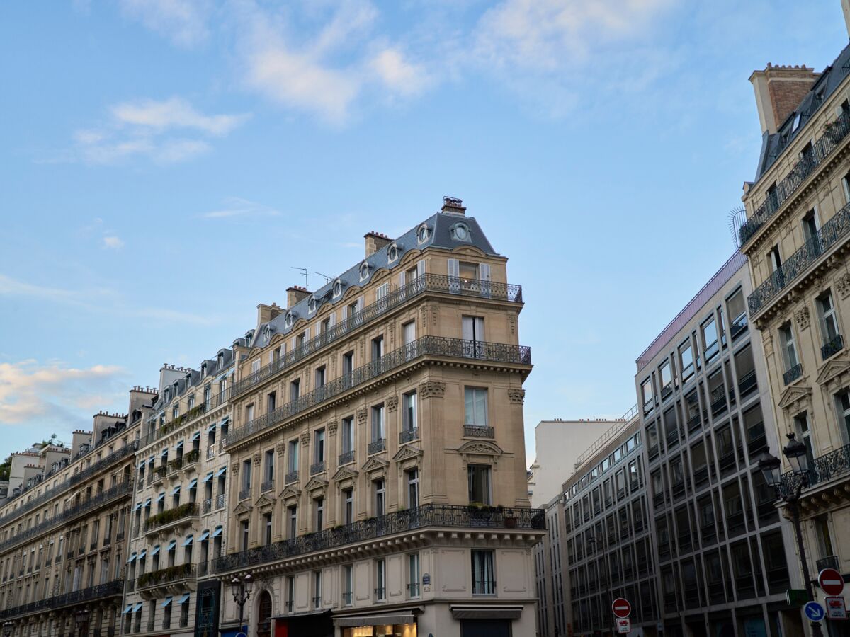 Encadrement des loyers : ce qu’il a fait gagner aux locataires parisiens depuis sa mise en place