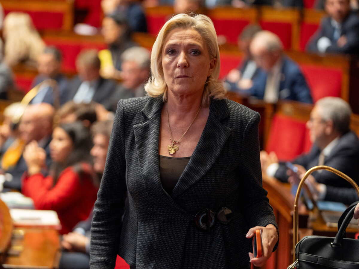 Budget 2026 : Sébastien Lecornu «aggrave encore les dépenses», selon Marine Le Pen