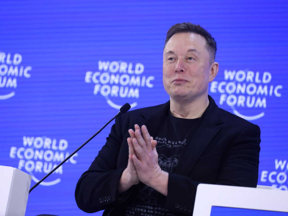 Robots humanoïdes : Elon Musk veut vendre les premiers exemplaires dès 2027