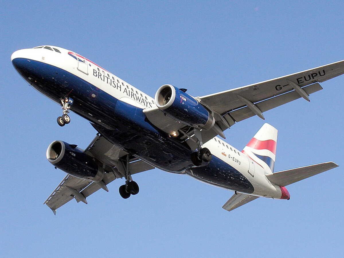 Blessée en vol pendant des turbulences, une hôtesse attaque British Airways pour 83 000 euros