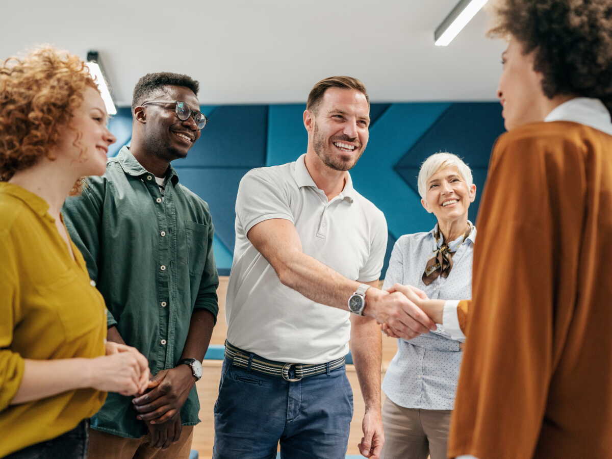 Emploi : les intentions d’embauche repartent fort en 2026, voici où se trouvent les nouveaux CDI