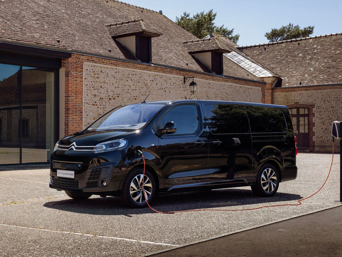 Peugeot, Opel, Citroën… De nombreuses voitures rappelées pour un risque d’incendie sous le capot