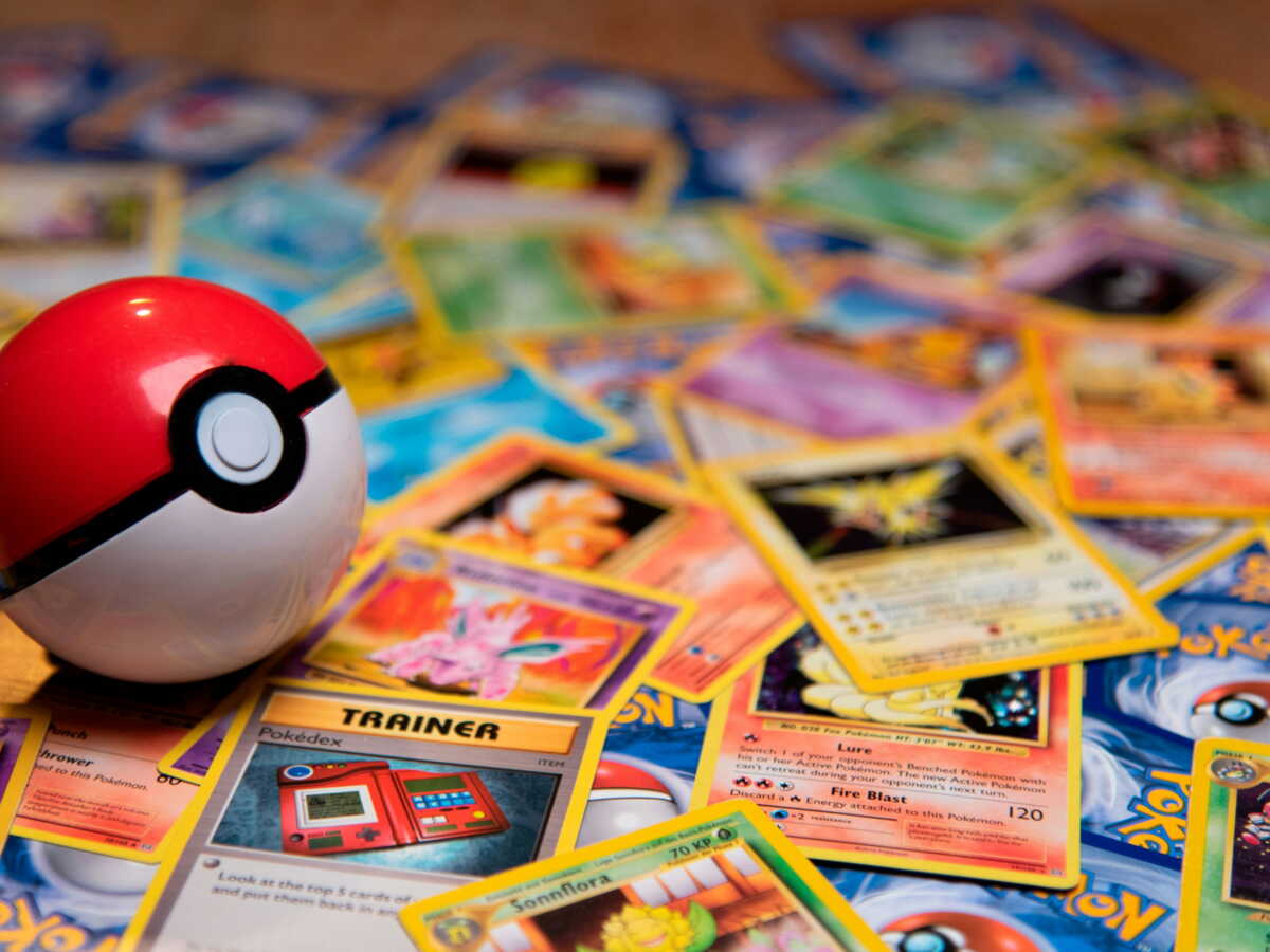 Un influenceur vend aux enchères une carte Pokémon pour une somme astronomique