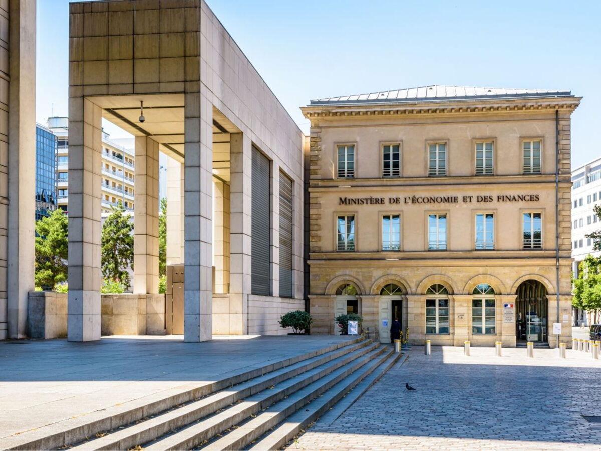 50 000 au lieu de 13 000 : Eric Lombard revoit à la hausse le nombre de contribuables aisés ne payant pas l&rsquo;impôt sur le revenu